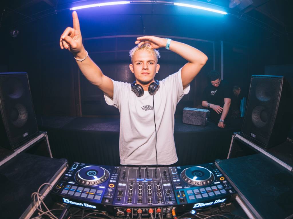 Hoe jonge dj’s zich onderscheiden in de overvolle dancescene met eigen sound en branding